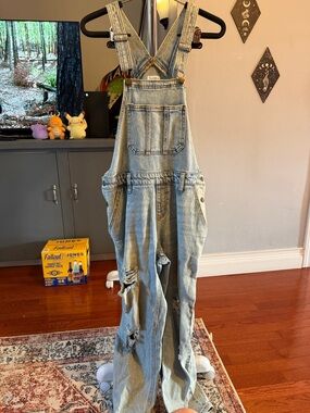 love fire Light Wash Denim Overalls with Contrast Stitching
